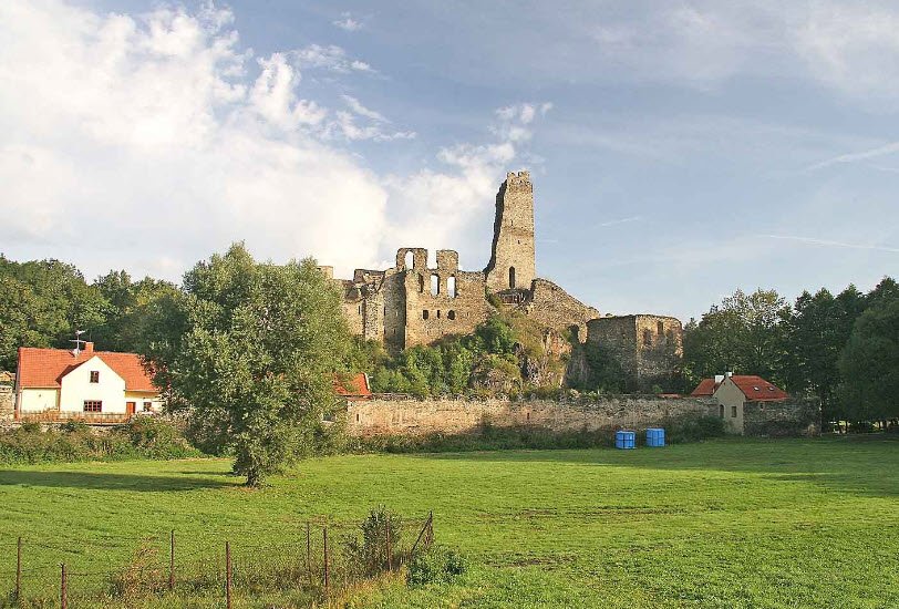Ruins of Okoř Castle, Okoř, Czechia, Czech Republic (Czechia)